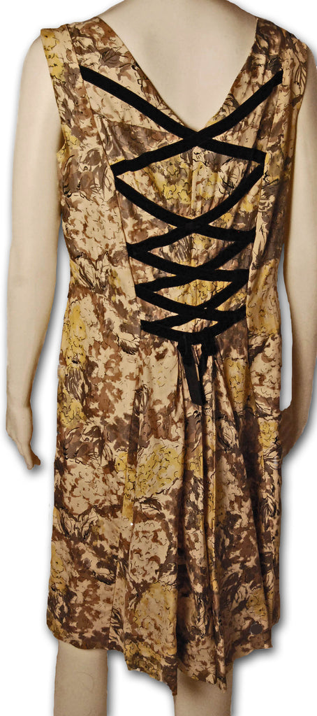 Yellow Floral 1950s Dress, Laced Back - refashioner - 1