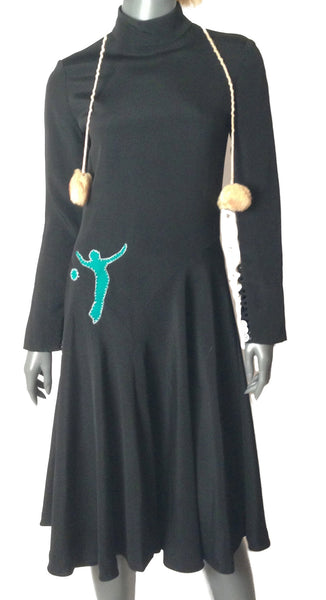 1970s Black Crepe Dress, & Dovima - refashioner - 1