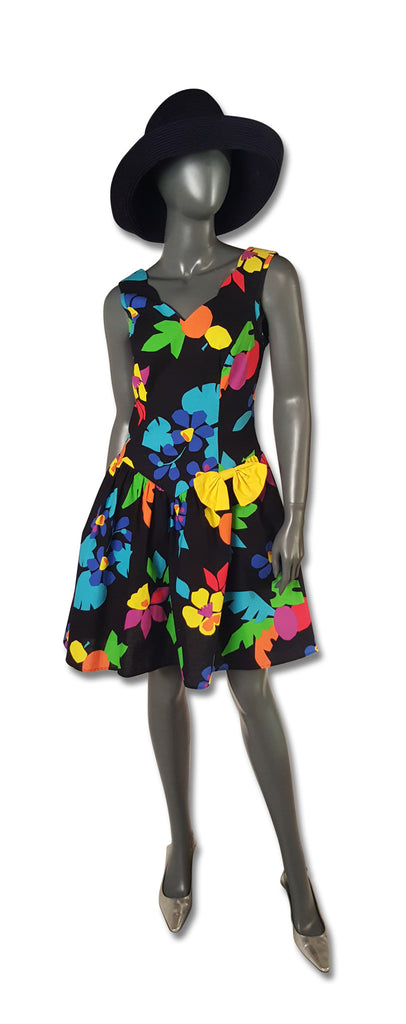 1980s Black & Floral Cotton Dress - refashioner - 4