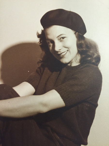 MARY FRANCES: exuberant, petite, theatrical Texan with a gimlet eye for unique pieces from the 50s, 60s and 70s - refashioner - 1