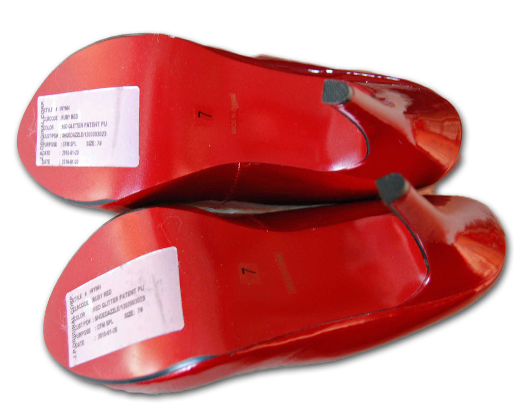 Kim Kardashian's Red Glitter Heels - refashioner - 2