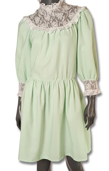 Pale Mint Pretty 1970s Dress - refashioner - 1