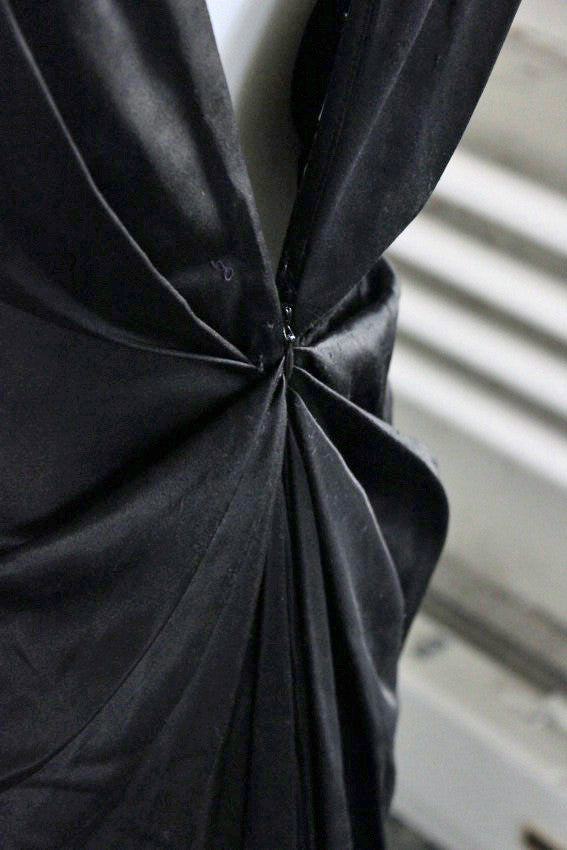 Oscar de la Renta Satin Gown - refashioner - 4